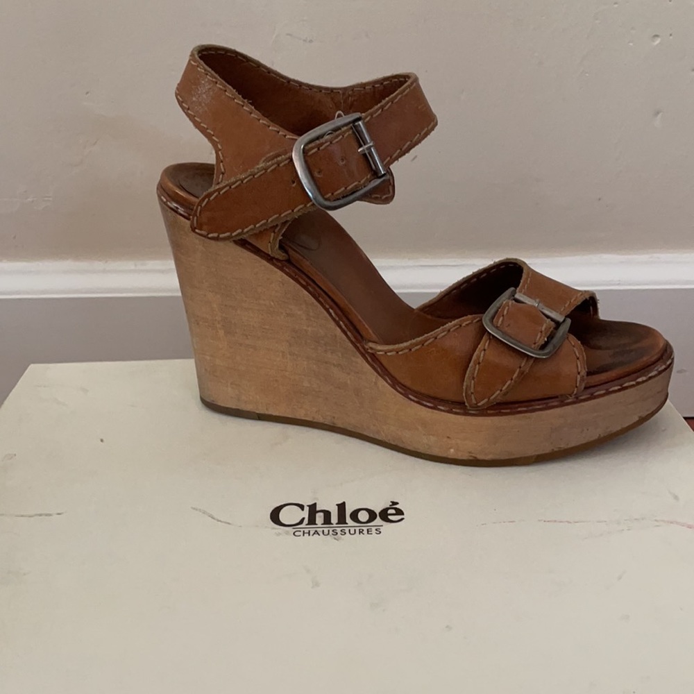 Chloé Brown Wedges